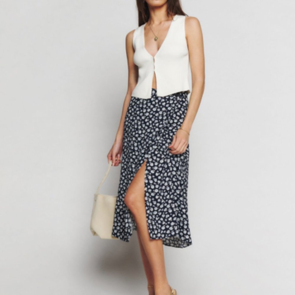 Reformation Betty Print Wrap Skirt In Rico size 2